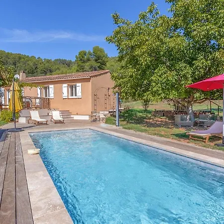 Awesome In With Kitchen Holiday home Salernes